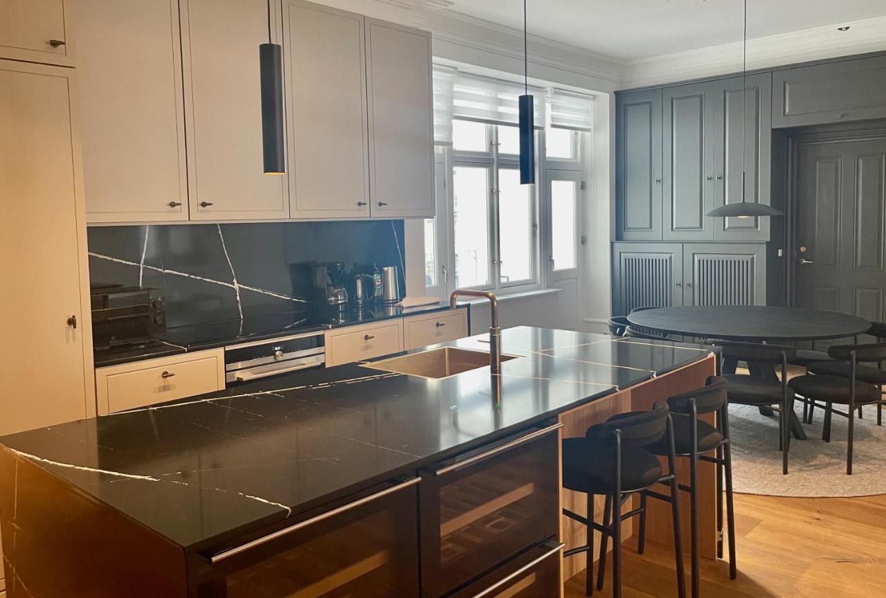 Beautiful 3 Bedroom Flat Next To The Marble Church Копенхаген Екстериор снимка